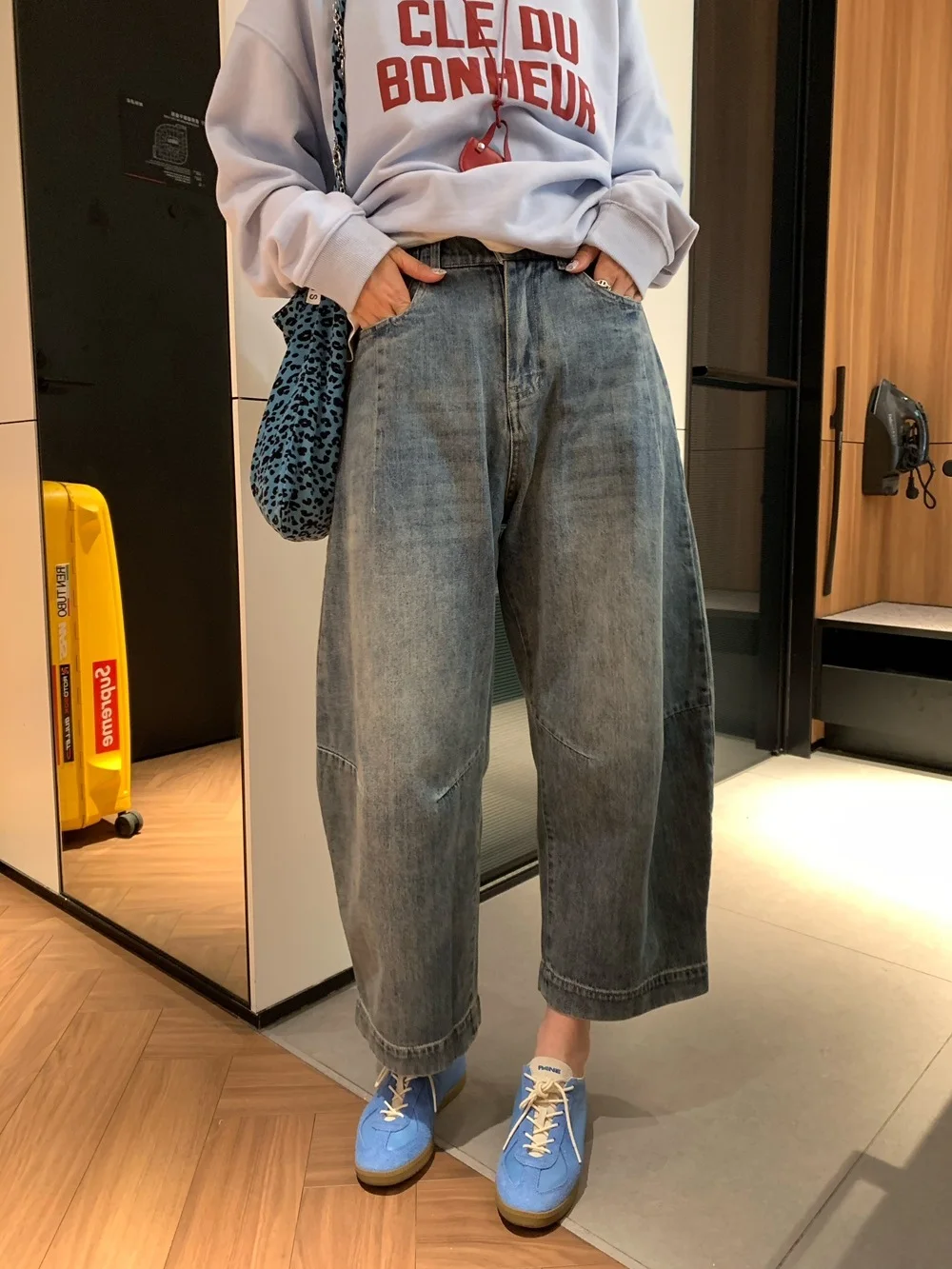 

Женские джинсы с высокой талией, свободного кроя, весна-лето, S-образный силуэт, утягивающие, широкие штанины, укороченные, повседневные брюки