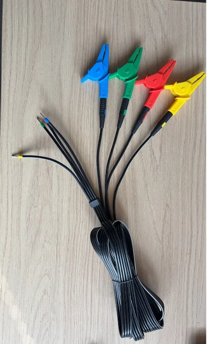 

Alligator clip combination test line