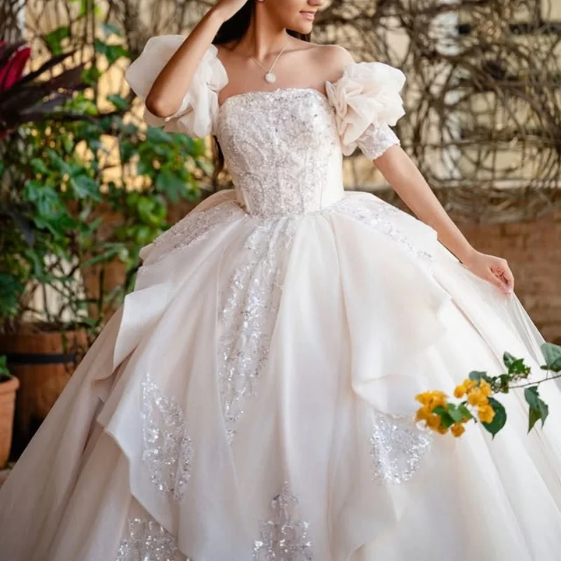 

Shiny White Quinceanera Dresses Off the Shoulder Glitter Crystal Bead Decal Long tail Big Bow Vestido 15 Quinceanera Customized