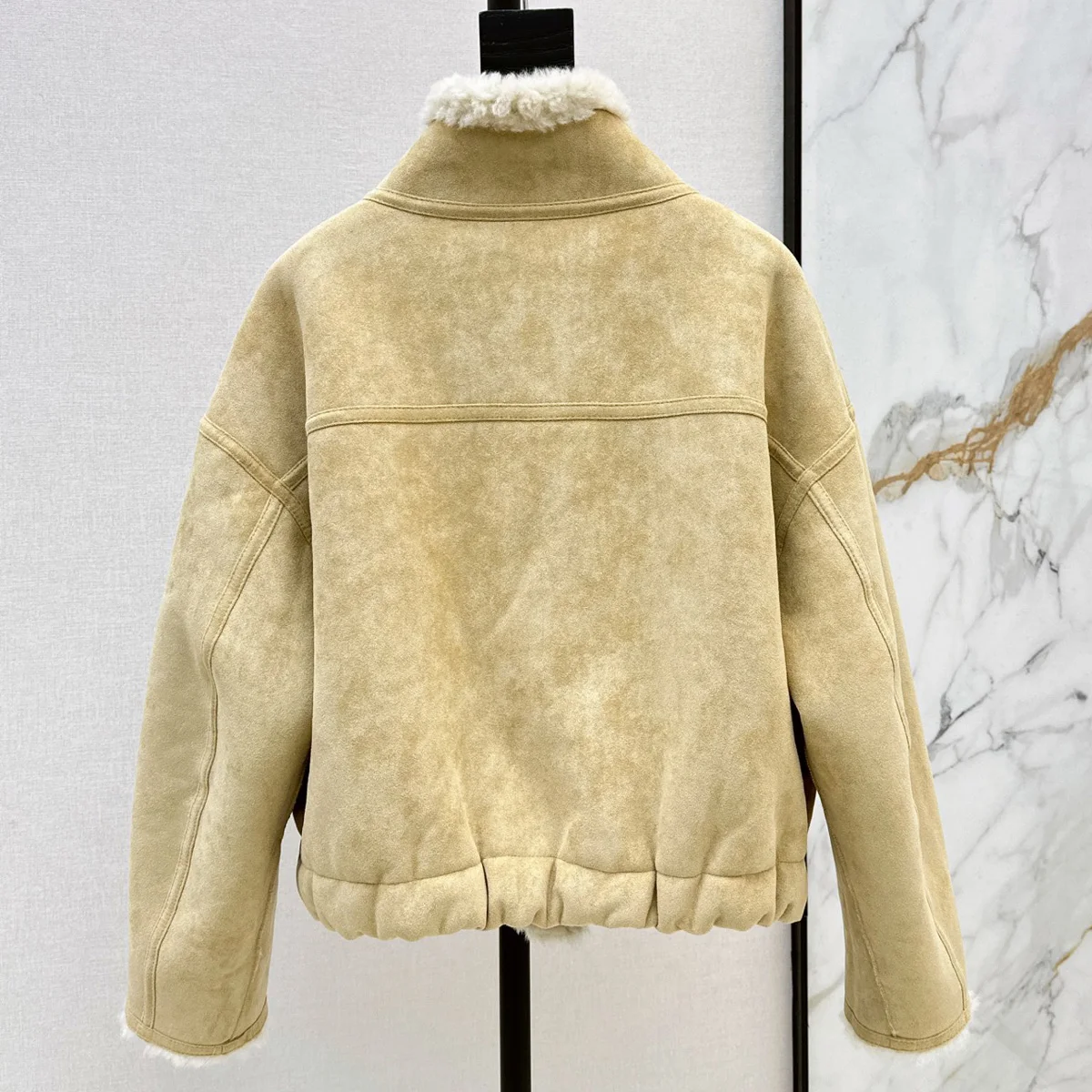 High Quality Women Shearling Reversible Cropped Jacket, Double Breasted Stand Collar Warm Winter Coat lyt26101791
