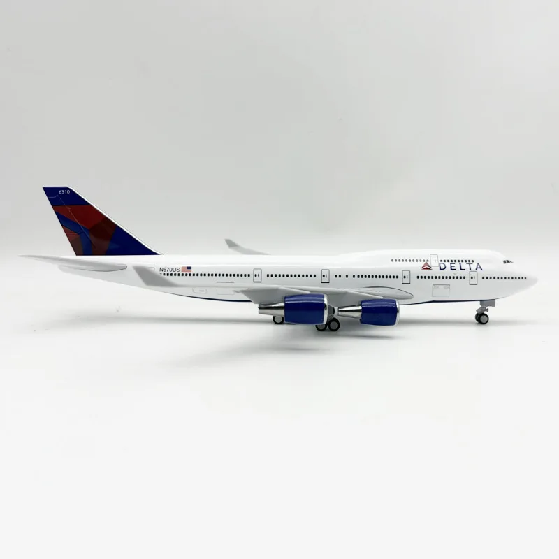 Boeing 747 Delta Jet Modelo 30 cm Brinquedo de montagem sólida inclui base e rodas adequado para crianças e colecionadores