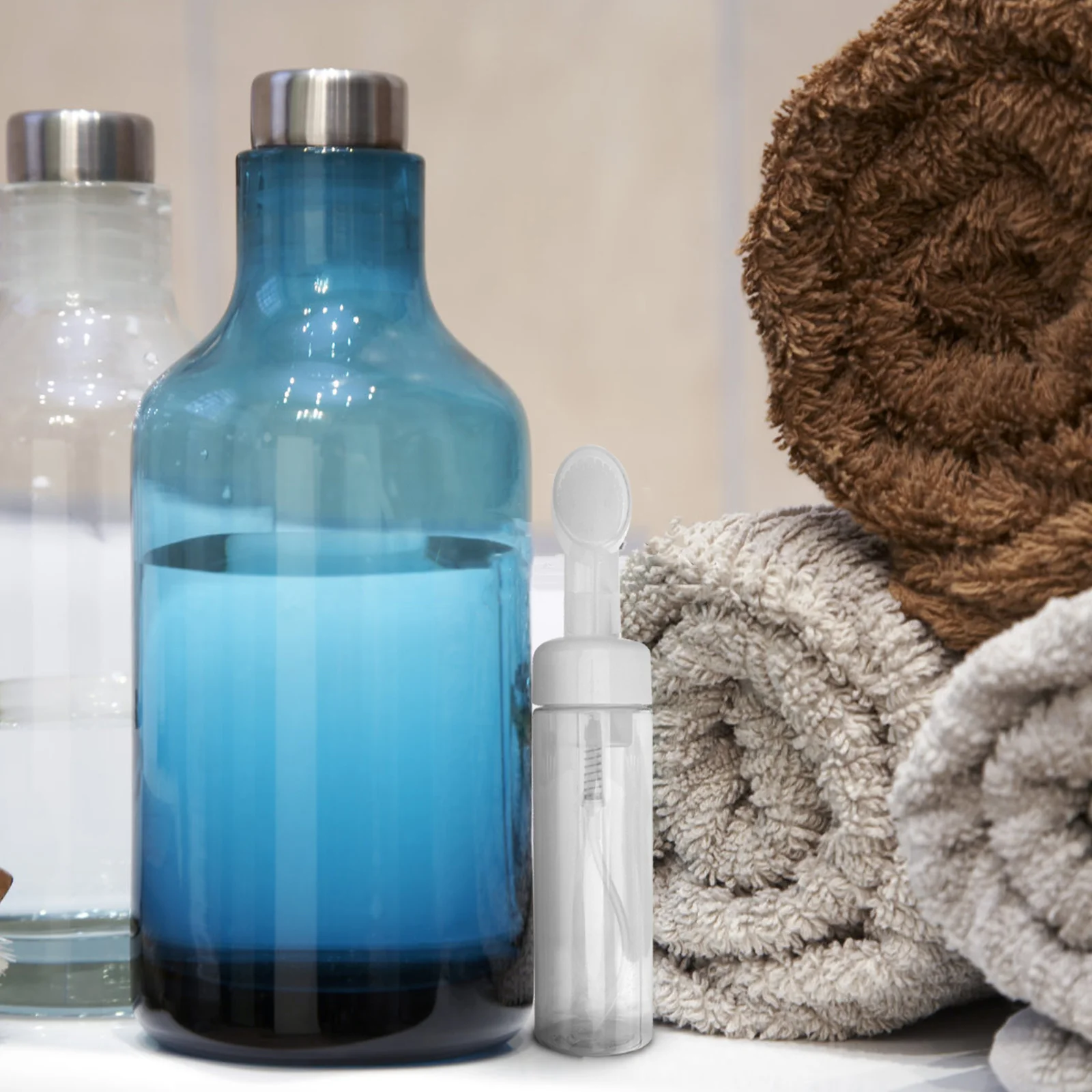 ขวดโฟมพกพา 2 ชิ้น ขวดเปล่าสำหรับใส่สบู่ล้างหน้า แชมพู เจลอาบน้ำ น้ำยาทำความสะอาดผิวหน้า สำหรับเดินทาง