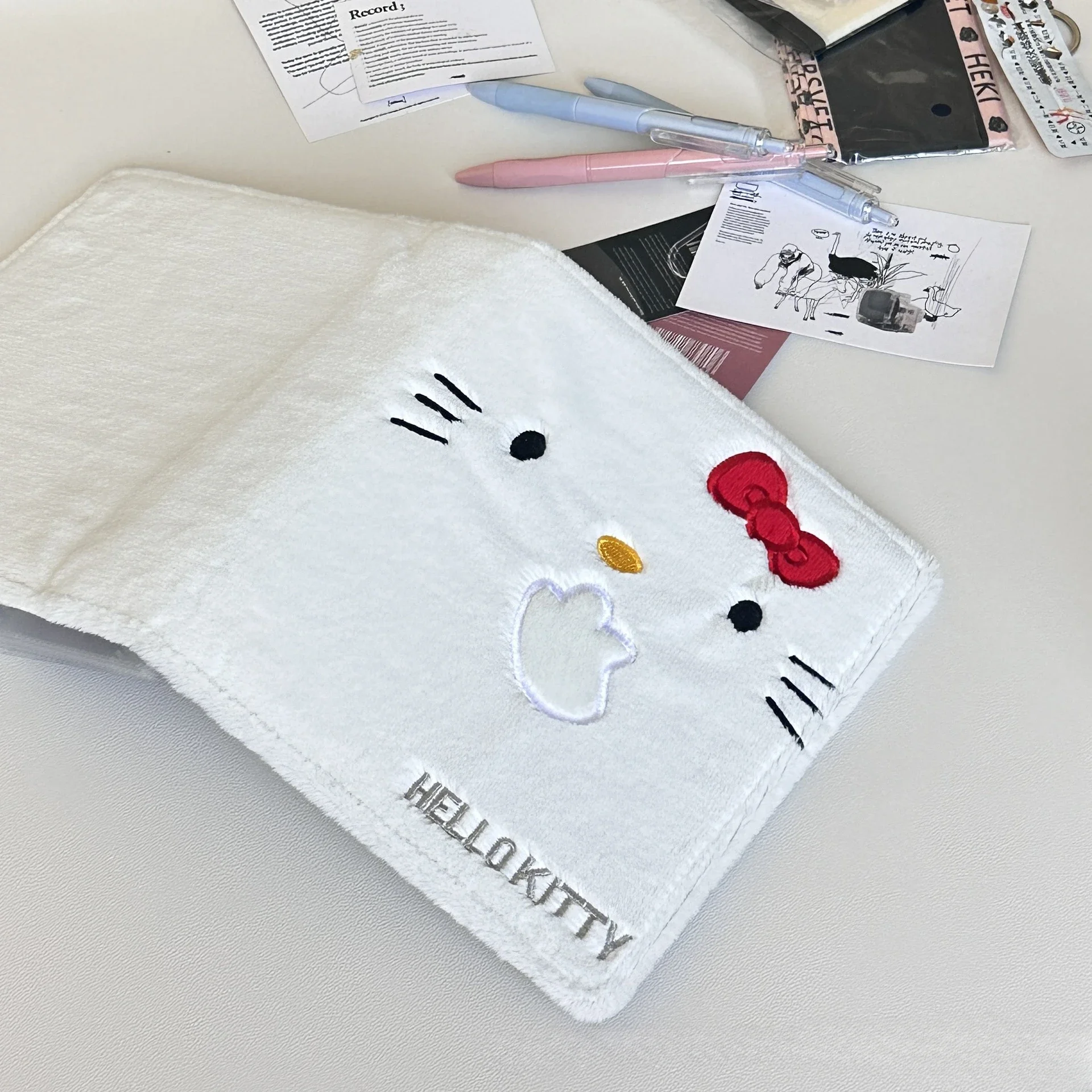 

Фотоальбом a5kitty белый HelloKitty пушистый карточный альбом три дюйма маленькая карточка Idol звезда гонящая фотоальбом Съемная четыре рамки