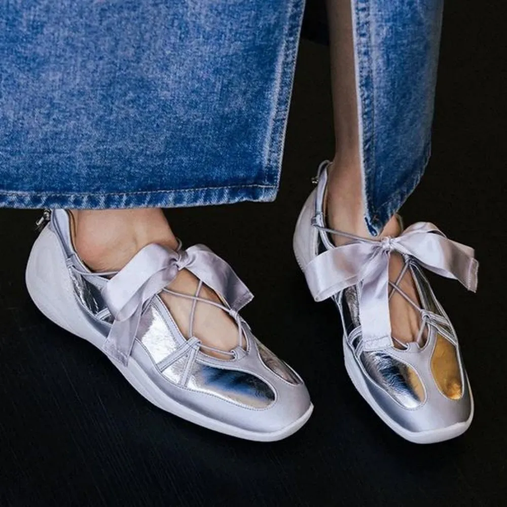 

2025 Ballet Ballerina Flats Sneakers Mary Jane Shoes for Women Silver Black White with Bow and Ribbon Big Size 41 42 43