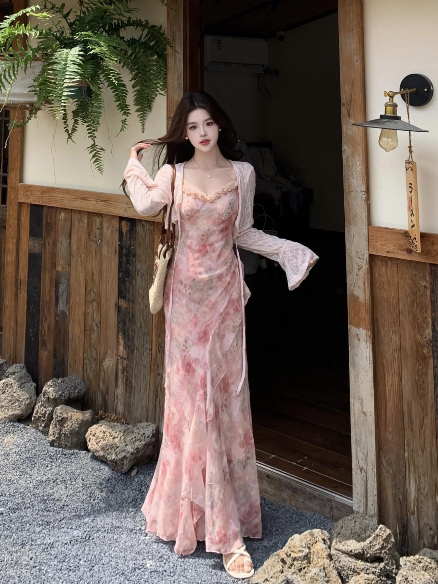 

plus Size Women's Floral Lace Trim Halter Dress Summer New Waist Cinching Holiday Style A-Line Skirt Korean Version Slim Fit