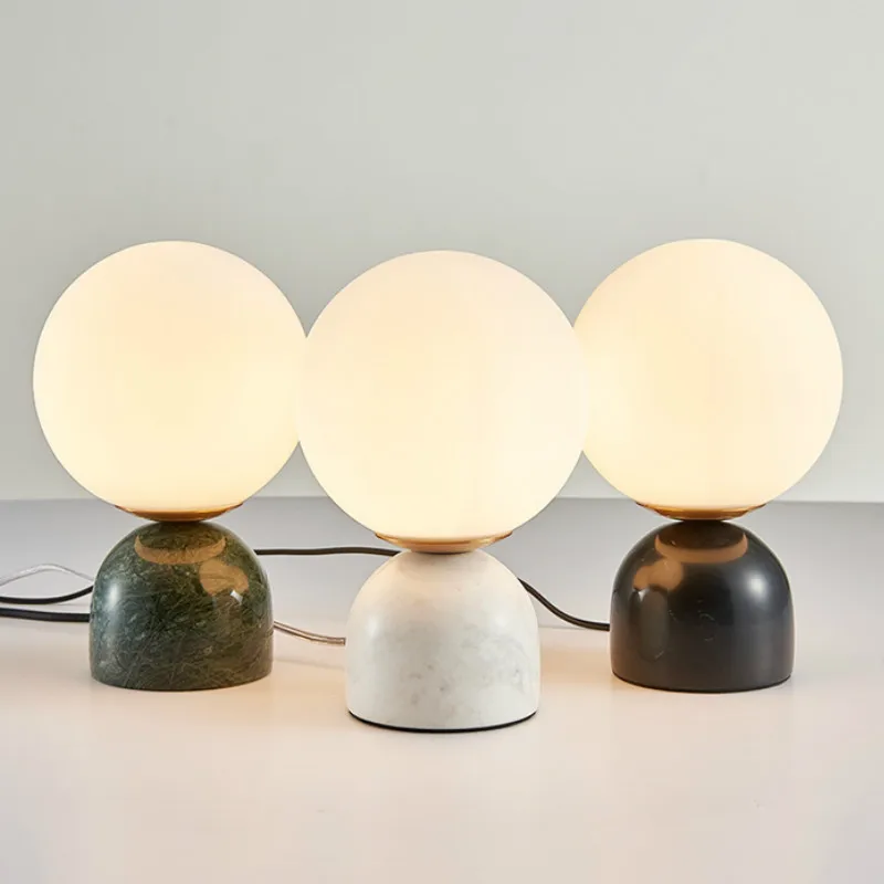 ตกแต่งศิลปะหินอ่อนตารางโคมไฟ Nordic โมเดิร์นโคมไฟห้องนอนสําหรับ Nightstand EU US AU UK ปลั๊กทรงกลมตารางโคมไฟห้องนั่งเล่น