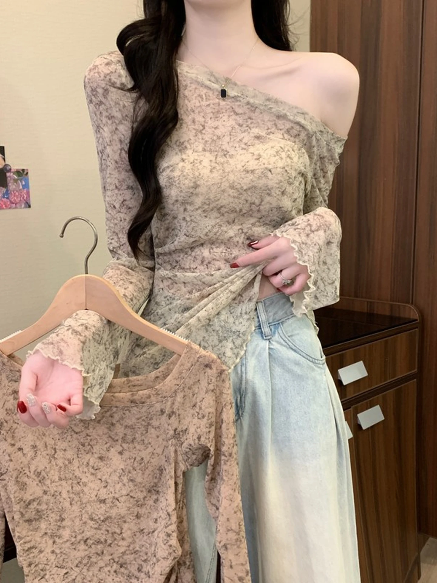 スイート スレ ロング スヴェ タイダイ スリムフィット ショルダーTシャツ レディース ソフトで美しい 薄手 ショルダートップ 初秋向け