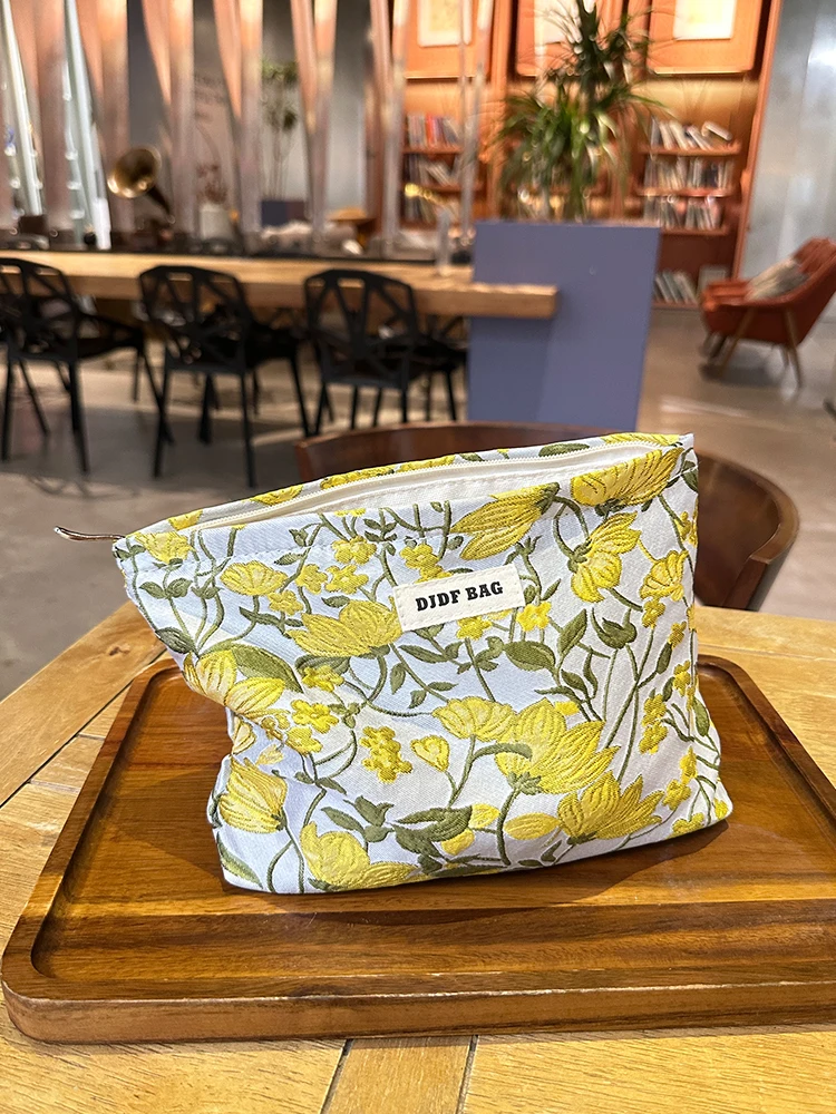 

New Yellow Flower Large Capacity Portable Makeup Bag Travel Toiletry Bag High-End Sensation Skin Care Product Storage Bag
