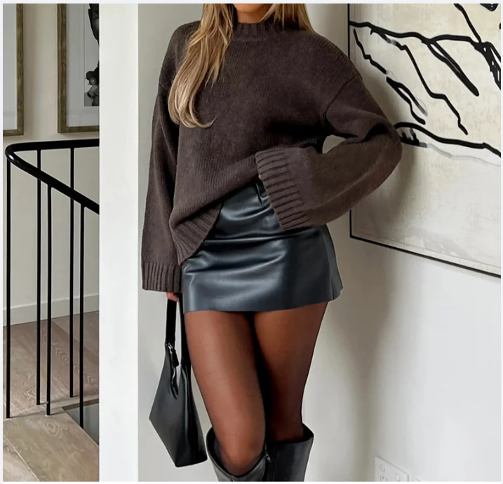 Chic Brown Round Neck Knited Pullover Women Fashion Long Sleeve Basic Loose Sweater 2025 Autumn Lady New Commute Knitwear Top