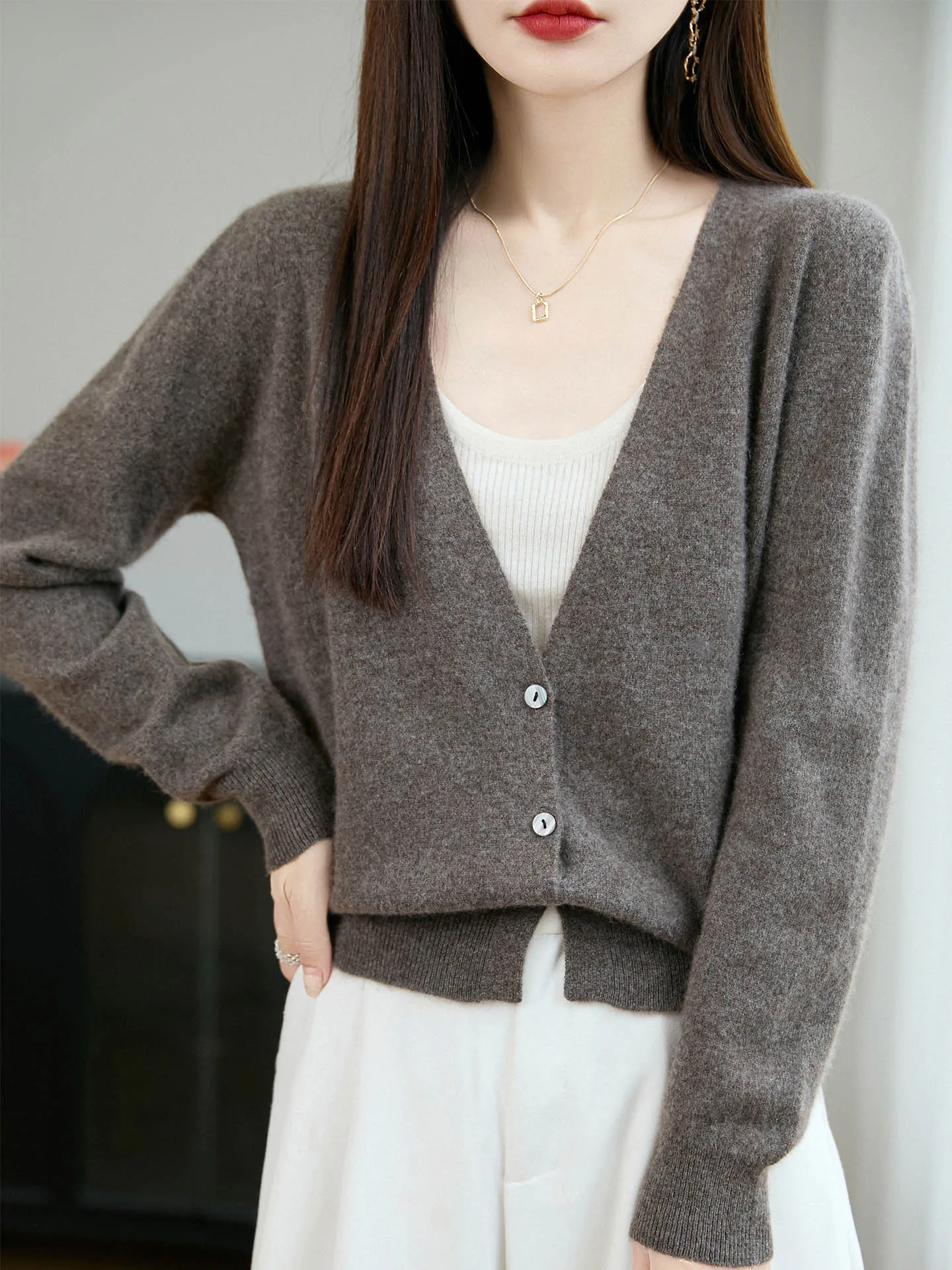 Autumn Winter Soft 100% Merino Wool V Neck Knit Cardigan Button Front Long Sleeve Women Minimalist Casual Outer Layer