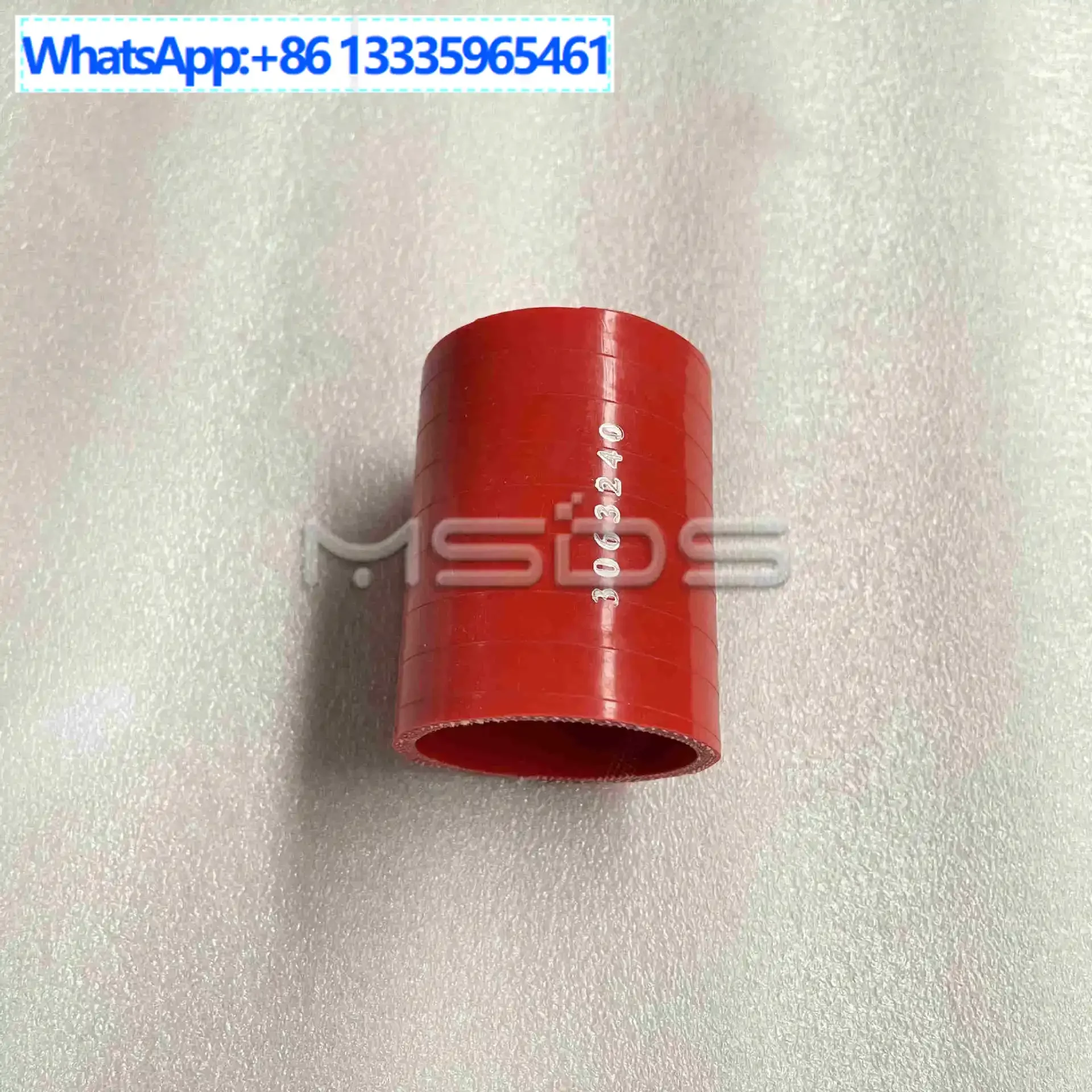 

Applicable to Chongqing Cummins diesel engine KTA19 silicone hose straight hose 3063240
