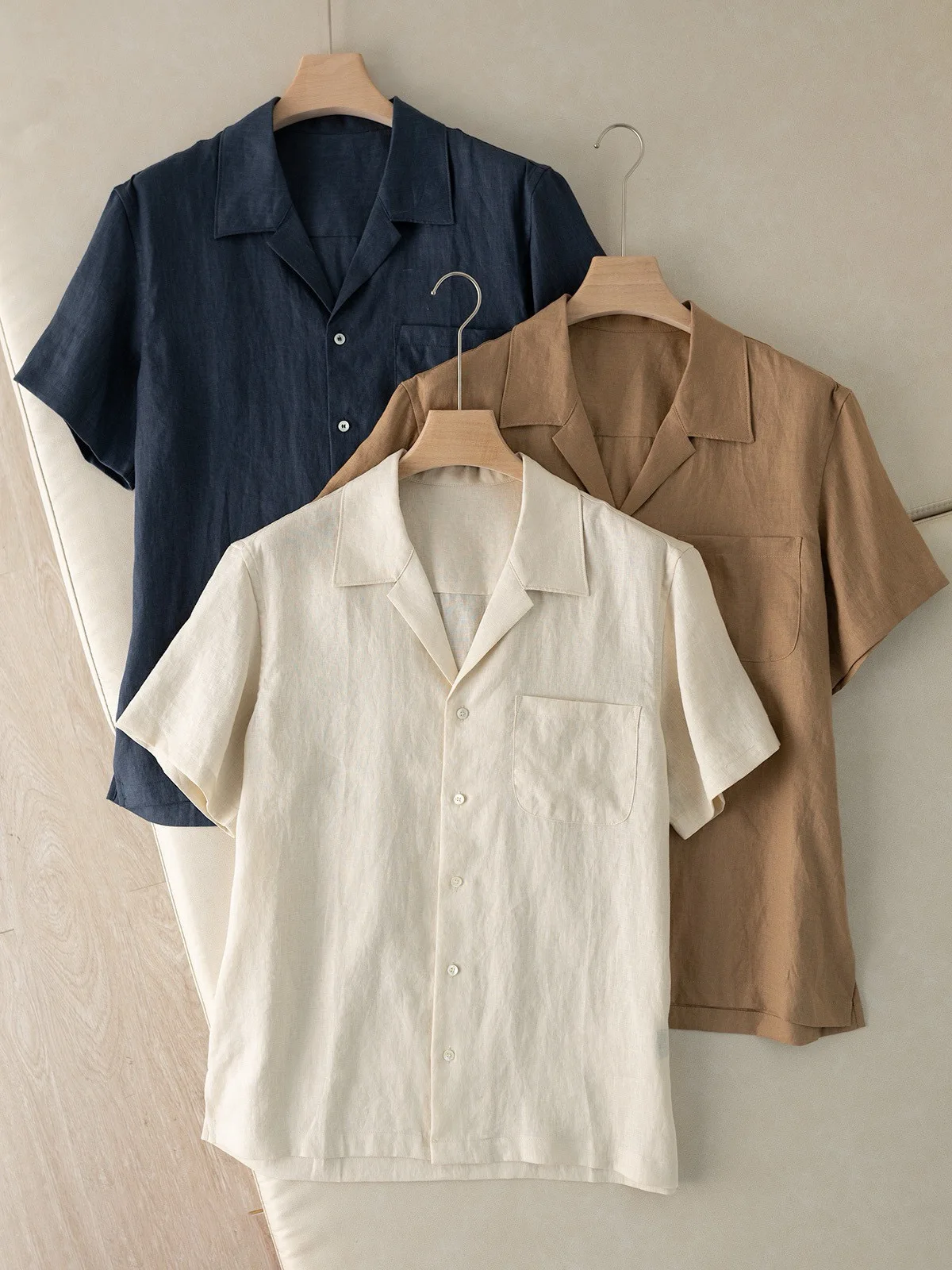 

2024 DIKUSummer Men's Essential Shirt 100% Lutai Cotton Comfortable, Breathable, Soft and Comfortable Size: S-XXL