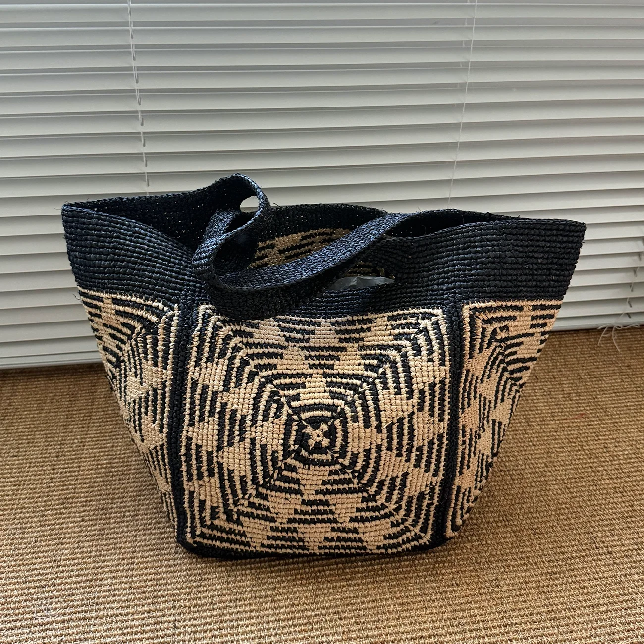 

Women Lafite Straw Tote Bag Large Capacity Open Style Neutral Minimalist Style Handbag Big Square Bag For Vacation