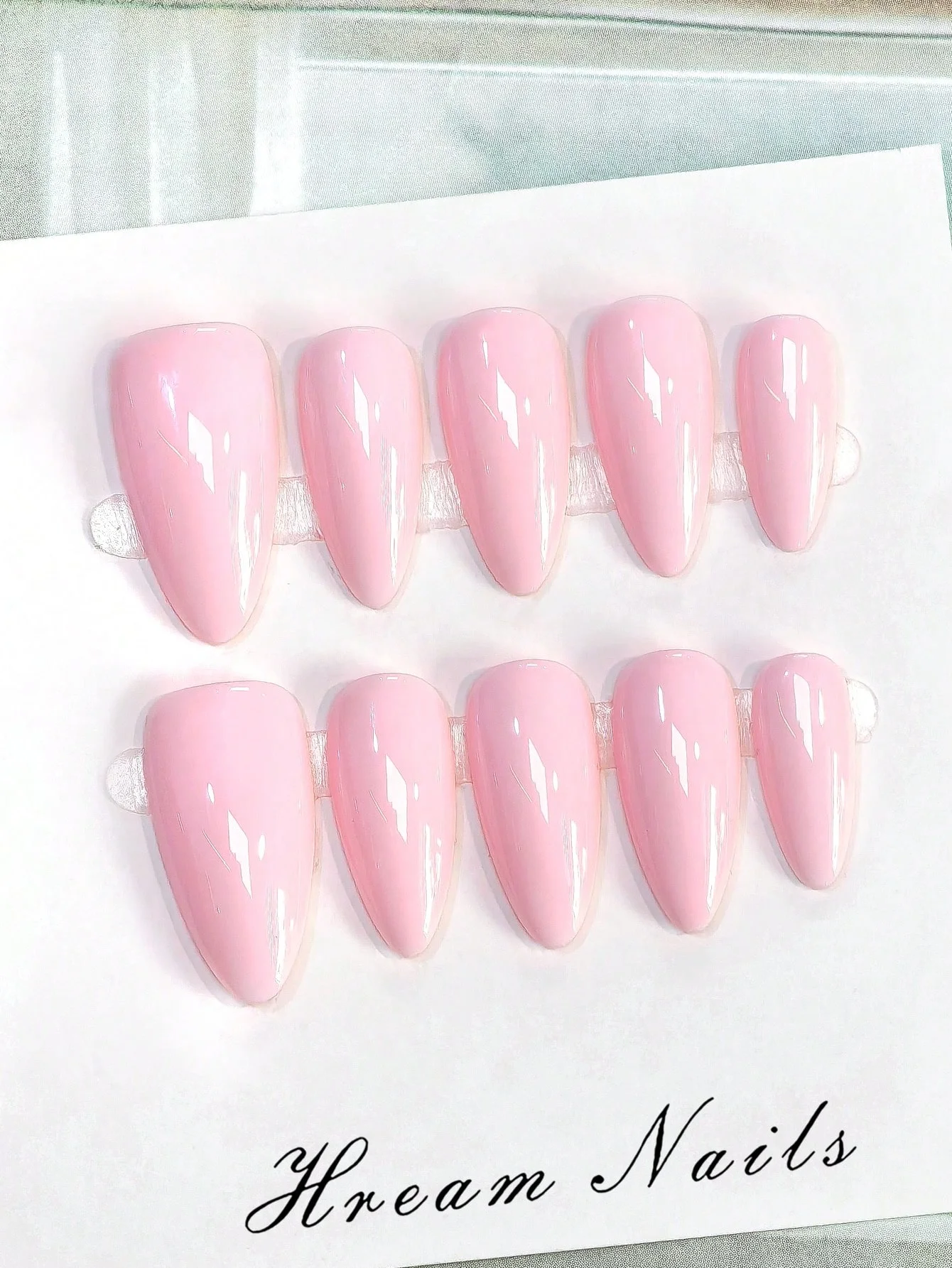 10 Stück handgemachte, solide, rosa Press-On-Nägel, mandelförmig, lang, glänzend, süße künstliche Nägel, minimalistisches Dekor, falsche Nägel