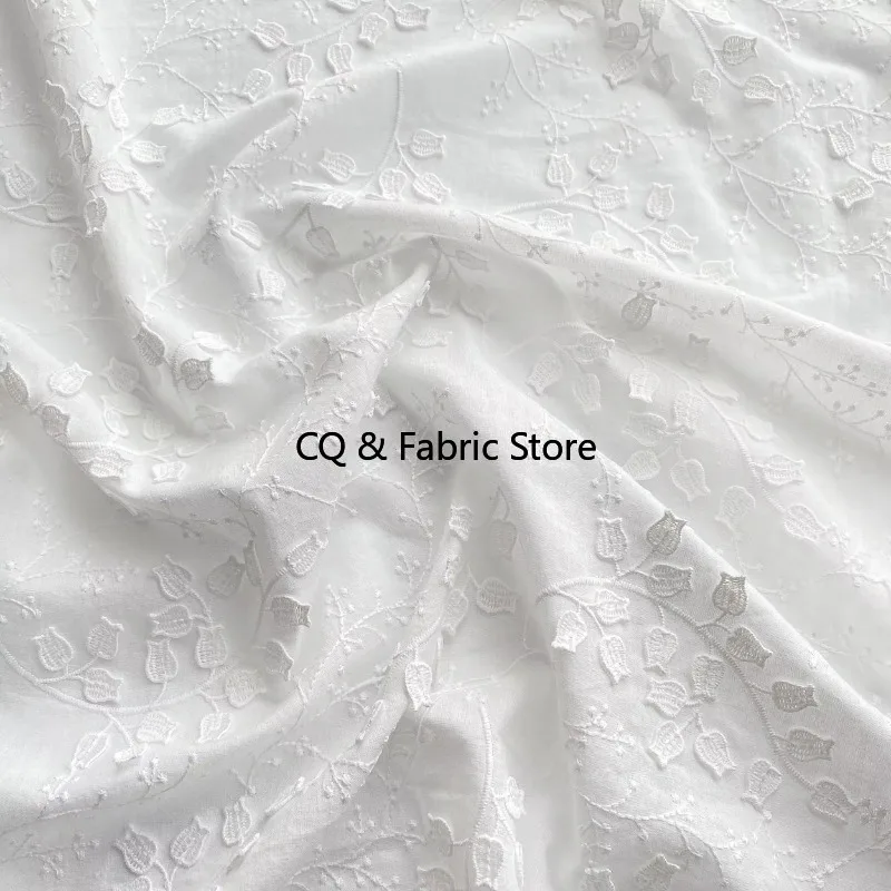 Bawełniana tkanina z trójwymiarowym haftem kwiatowym do odzieży, obrusów, rękodzieła, akcesoriów do szycia DIY na metry.