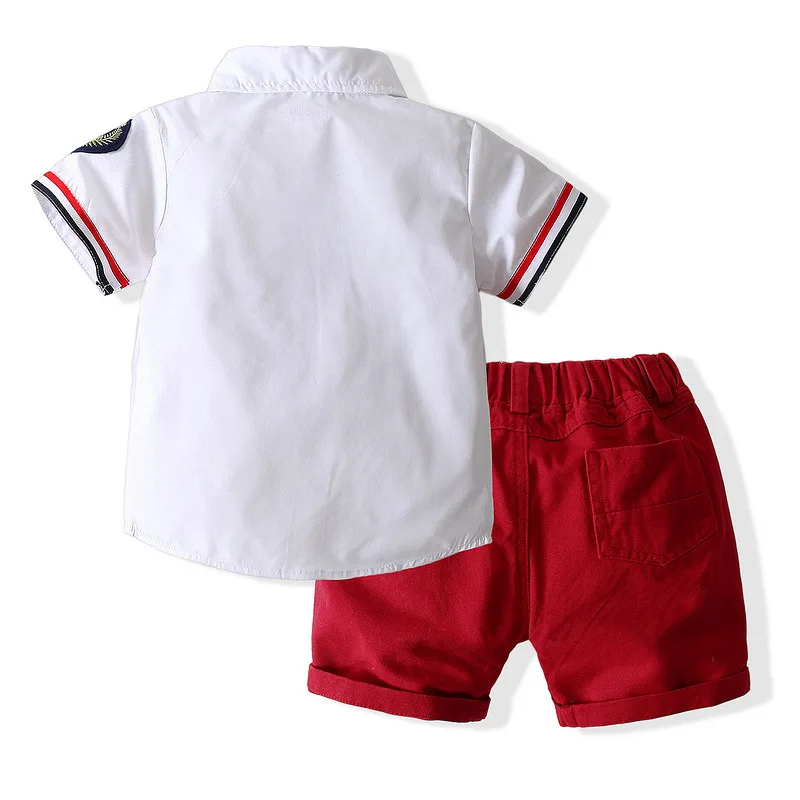 Conjunto de ropa de verano para niños pequeños, Tops de algodón de manga corta a rayas, pantalones cortos con agujeros, moda coreana, BC1065