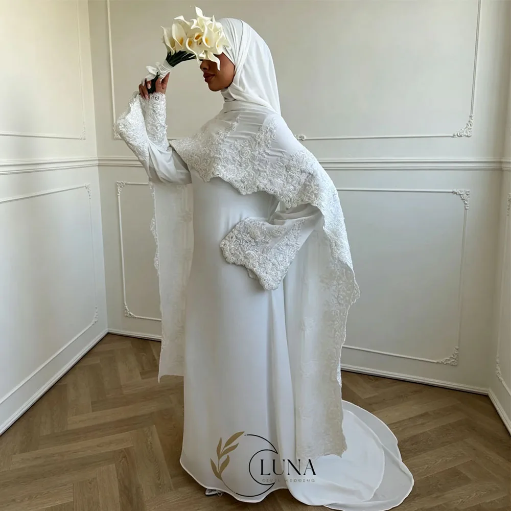 Luna Customized Ivory Wedding Dresses with Cape Modest Bride Dresses Lace Appliques Marriage Long Sleeves Muslim Bridal Gowns