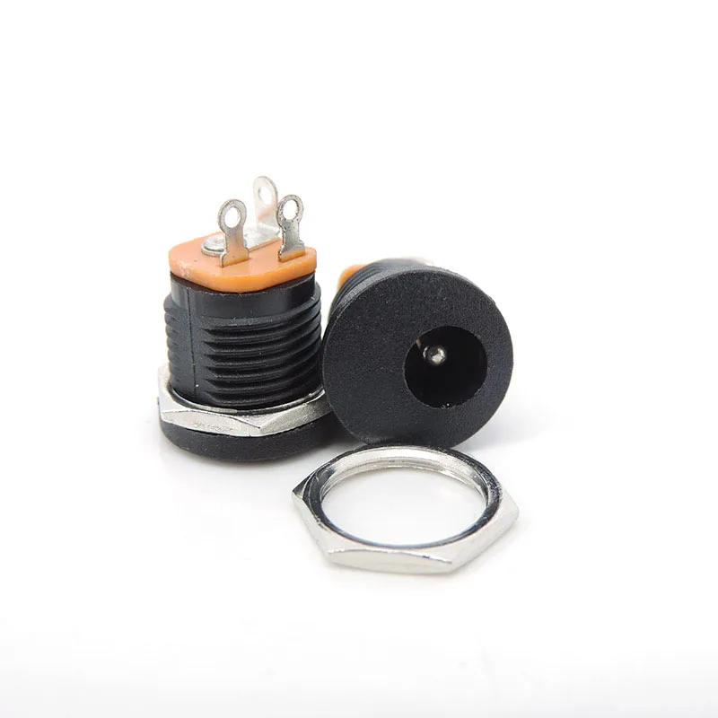 DC022 DC-022 5.5x2.1 مللي متر 5.5x2.5 مللي متر 5.5*2.1 مللي متر تيار مستمر أنثى جبل المقبس قابس طاقة وصلة مرفاع لوحة تصاعد 5.5 مللي متر 2.5 أسود c1 #1