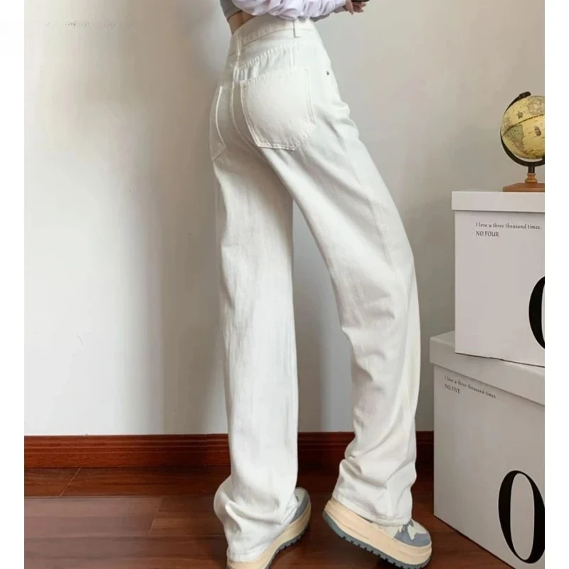 جينز مستقيم صيفي أنيق متعدد الاستخدامات لعام 2025 جينز نسائي فضفاض ثنى واسع الساق جينز مستقيم الساقين نمط شارع عالي غير رسمي