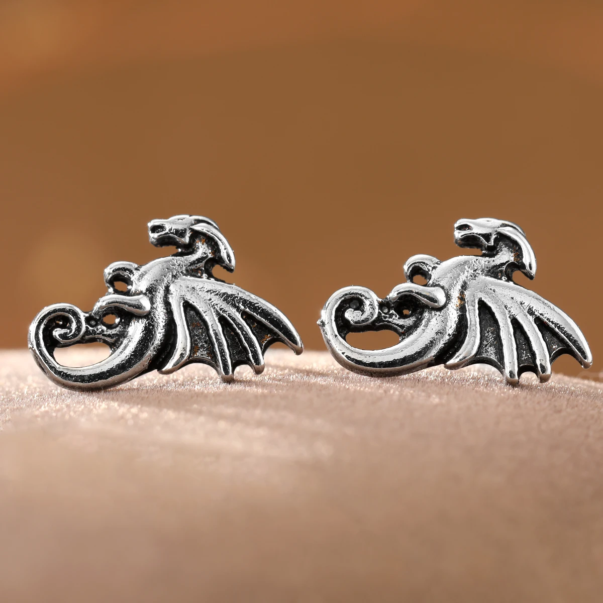 Gothic-Punk Style Distressed Winged Pterodactyl-Shaped Women's Fashion Earrings, Suitable for punk Dark Streetwear Outfits