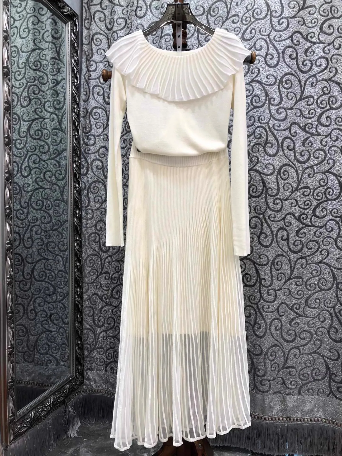 

Top Quality New Clothes Sets 2025 Autumn Winter Long Skirt Suit Women Knitted Pullovers+Long White Purple Black Knit Skirt Sets