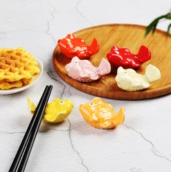 Cute Ceramic Fish Shape Chopsticks Holders Chopstick Stand Shelf Cartoon Animals Spoons Fork Rack Ceramic Rest Kitchen Utensil