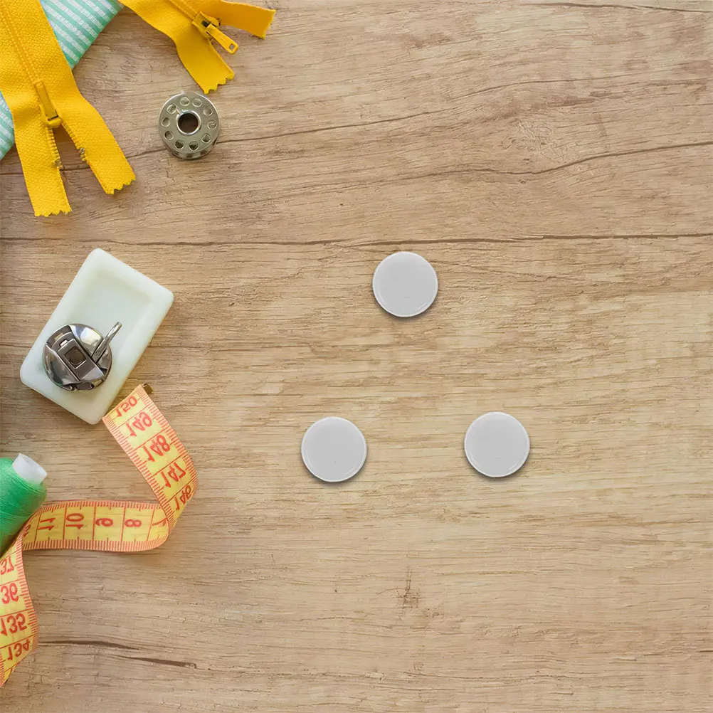 100 szt. Wkładki do grzechotek, akcesoria do samodzielnego wykonania, piszczałki do lalek, rozwój sensoryczny, wymienne wkłady do pochodni dźwiękowych dla niemowląt i małych dzieci.