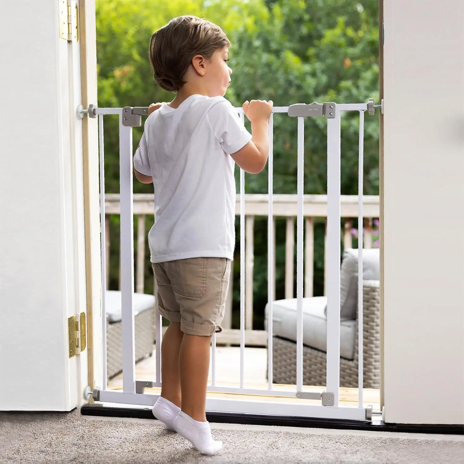 Puerta para bebés de 28,9-42,1" de ancho para escaleras y puertas, puertas para perros montadas a presión de 30" de alto para escaleras expandibles con una sola mano
