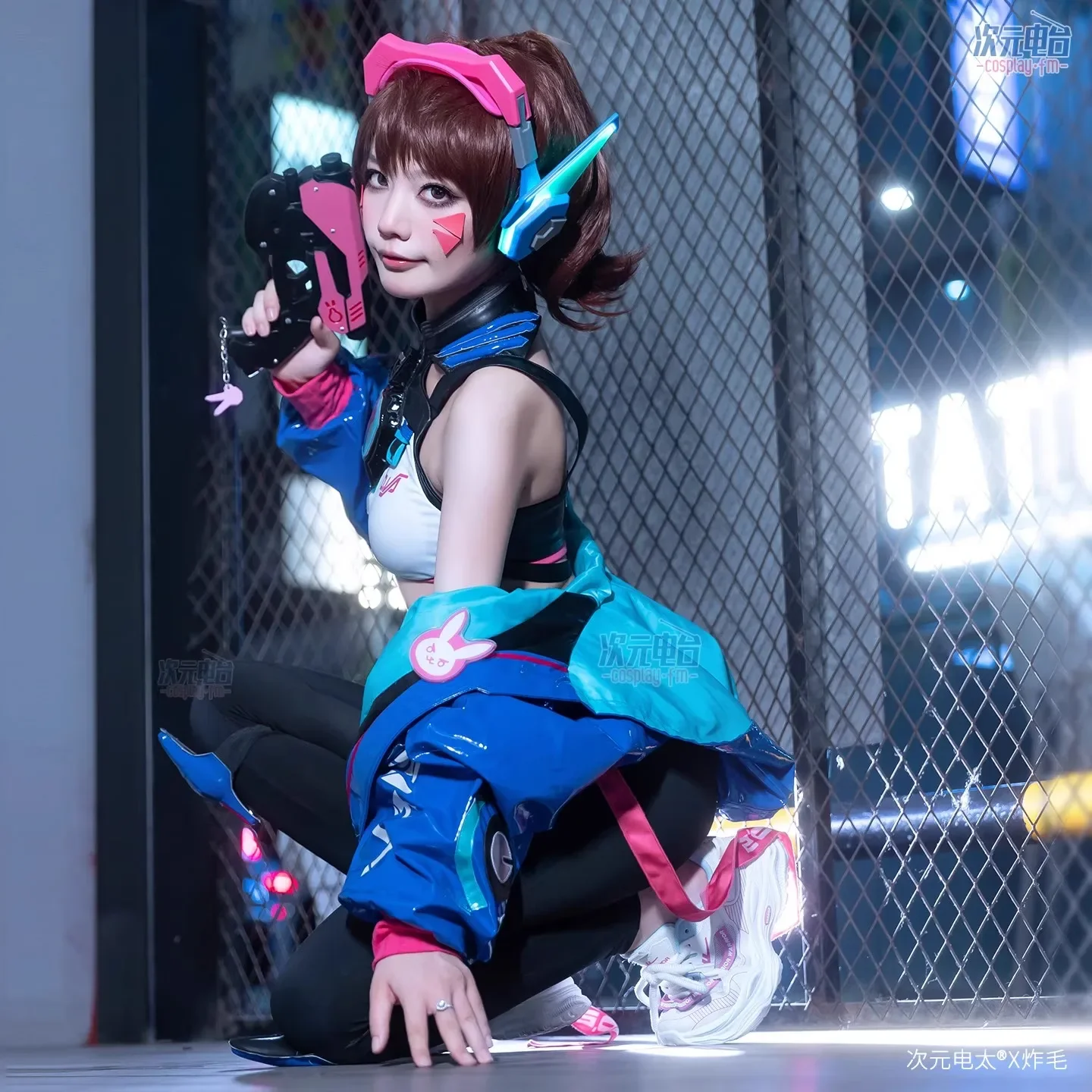 Game Over watch Dva Song Hana Cosplay Costume Women Cute Cool Leather Hooded Jacket Pants Suit Halloween Carnival Party Clothes view 3