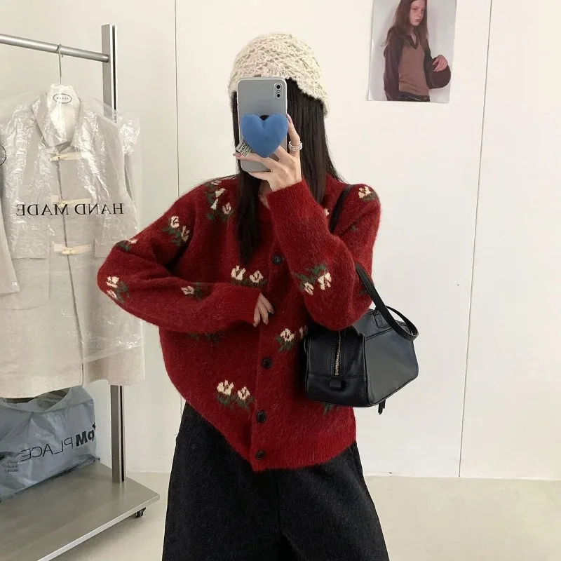 Korean Retro Small Floral Hook Flower Lazy Wind Loose Niche Versatile Sweater Cardigan Loose，thin Knitted Jacket Age-reducing