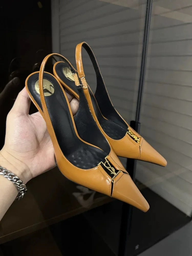 2025 nouveau été femmes Sexy mi-talon pointu talons hauts femmes mode espace sandales à talons aiguilles femmes blanc unique chaussures