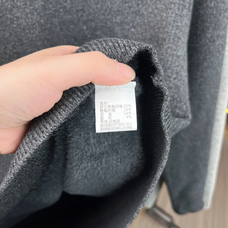 الرجال الخريف جودة عالية طويلة الأكمام سترة الجولة الرقبة نموذج جديد متماسكة كاذبة قطعتين الأعمال الترفيه الاتجاه ملابس للرجال