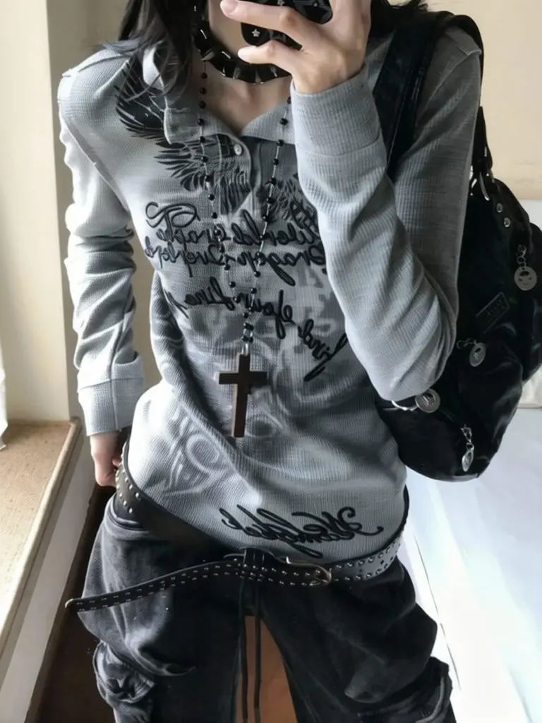 Henley Collar Y2k T Shirts Women Vintage Streetwear American Long Sleeve Top Graphic Basic Slim Fit T Shirt Autumn