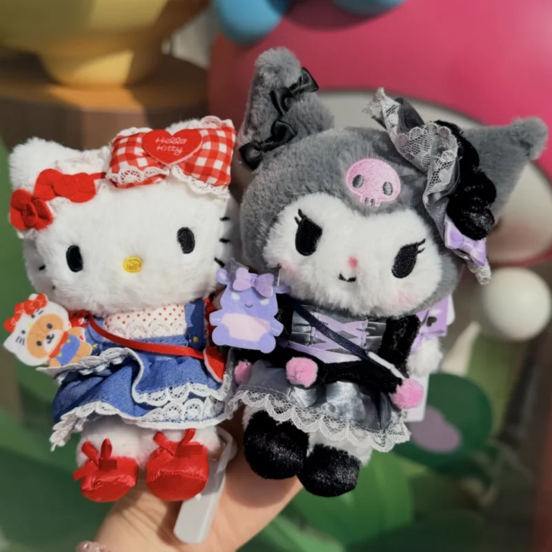 

Sanrio 4 Characters Plush Pendant Hello Kitty My Melody Kuromi Cute Bag Charm Cartoon Plush Ornament Gift for Anime Fans