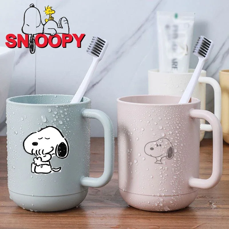 

Чашка для зубной щетки Snoopy в ванную комнату, чашка с милым рисунком аниме, чашка для полоскания рта, дорожная портативная пластиковая чашка для полоскания рта, бытовая Новинка