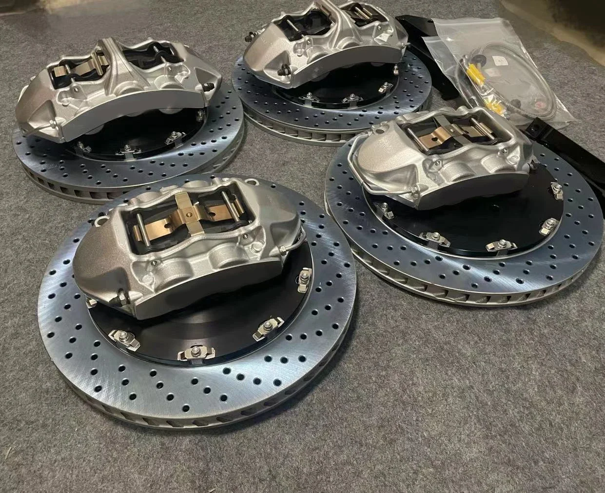 Top quality auto brake  front gt4 caliper 4 piston rear gt6 caliper 6 piston 380 mm floating brake discs
