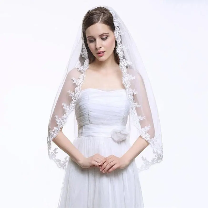 Wit Ivoor Een Laag Vingertop Lengte Bridal Veil Kant 1 Tier Bruiloft Accessoires Veils Met Metalen Kam