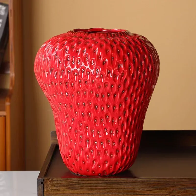 Strawberry vase ceramic ornament living room high light luxury high sense creative exquisite flower arrangement hydroponic