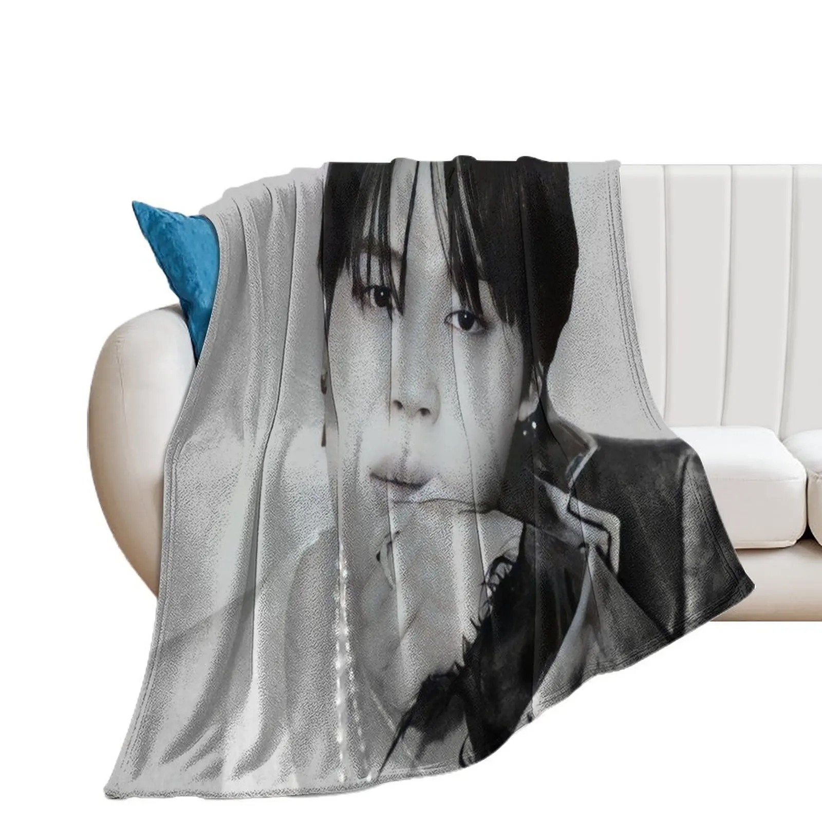 Jimin monochrome Throw Blanket Blankets Sofas Of Decoration Hair Picnic Blankets