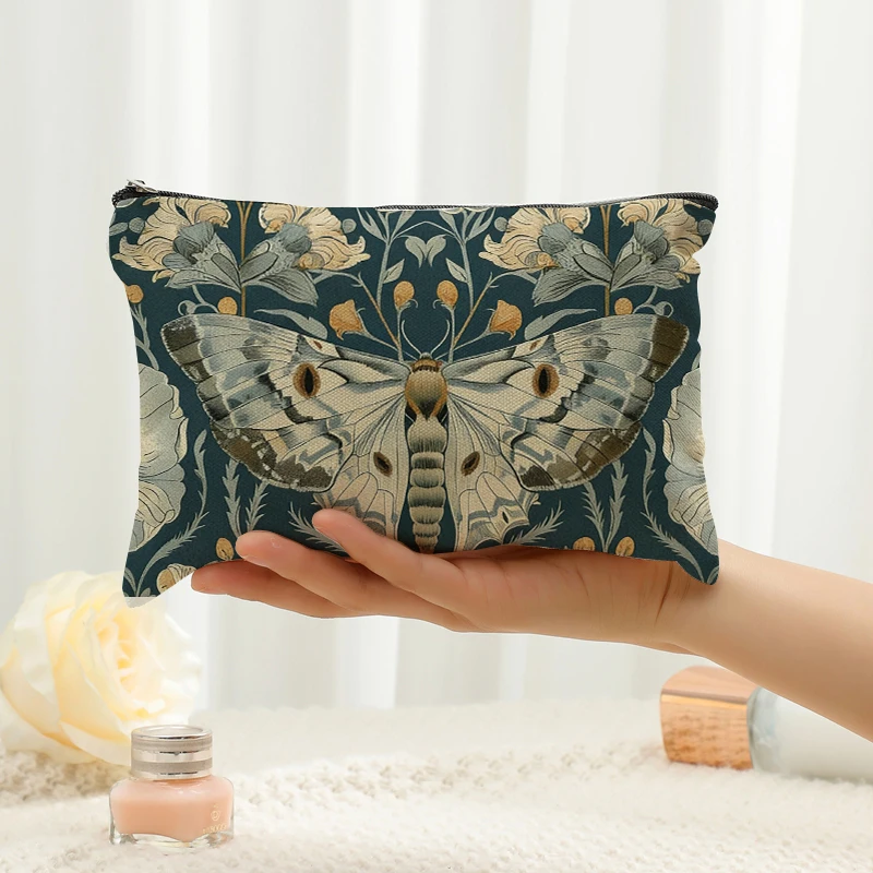 

William Morris Inspired Moth Cottagecore Patterns Makeup Bag for Women Bag Cosmetic Purse Pencil Case Women Travel Bag for Gifts