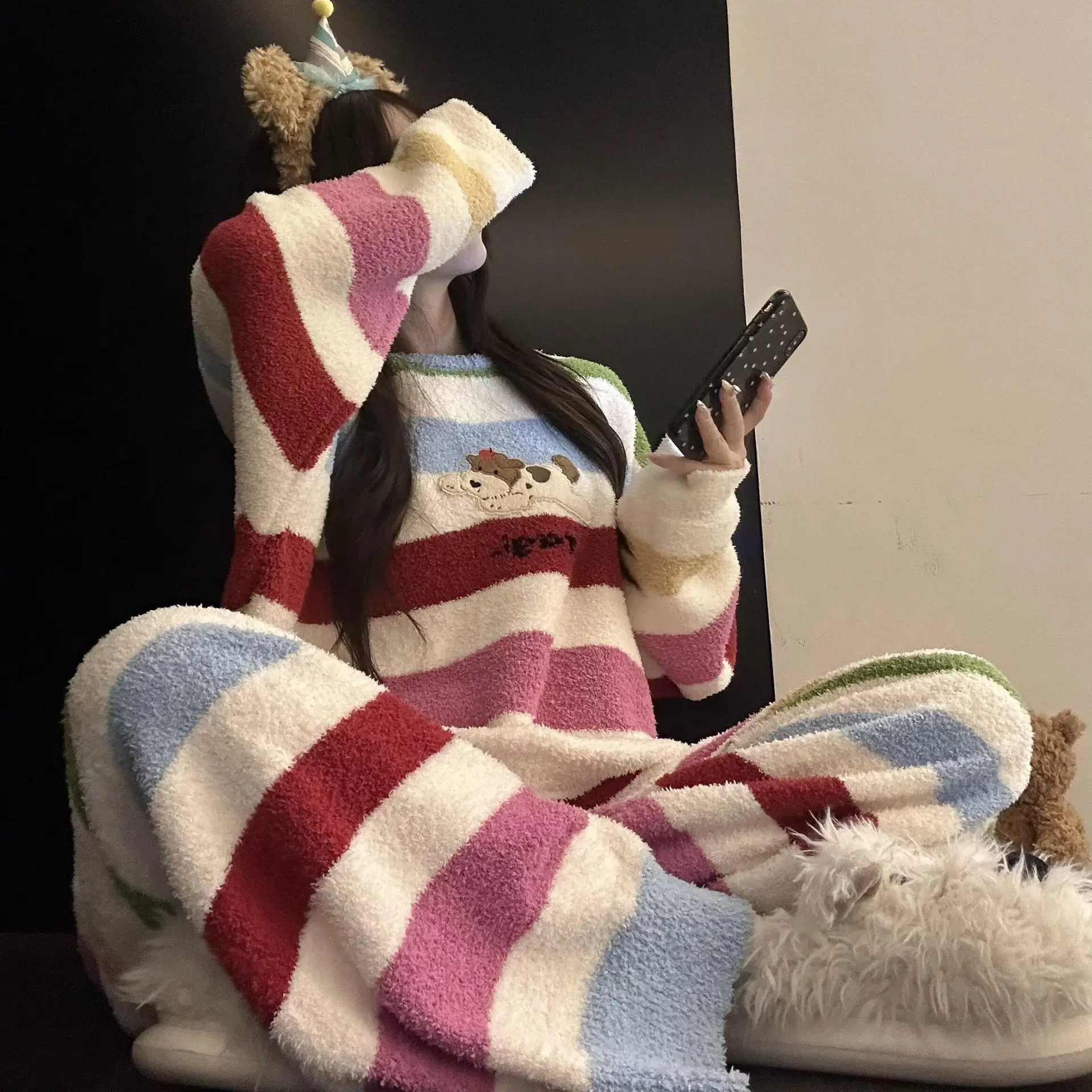 

Милый красочный полосатый женский полуфлисовый комплект с милой собакой, зимний толстый теплый пуловер с длинными рукавами, топ + брюки, комплект домашней одежды из 2 предметов