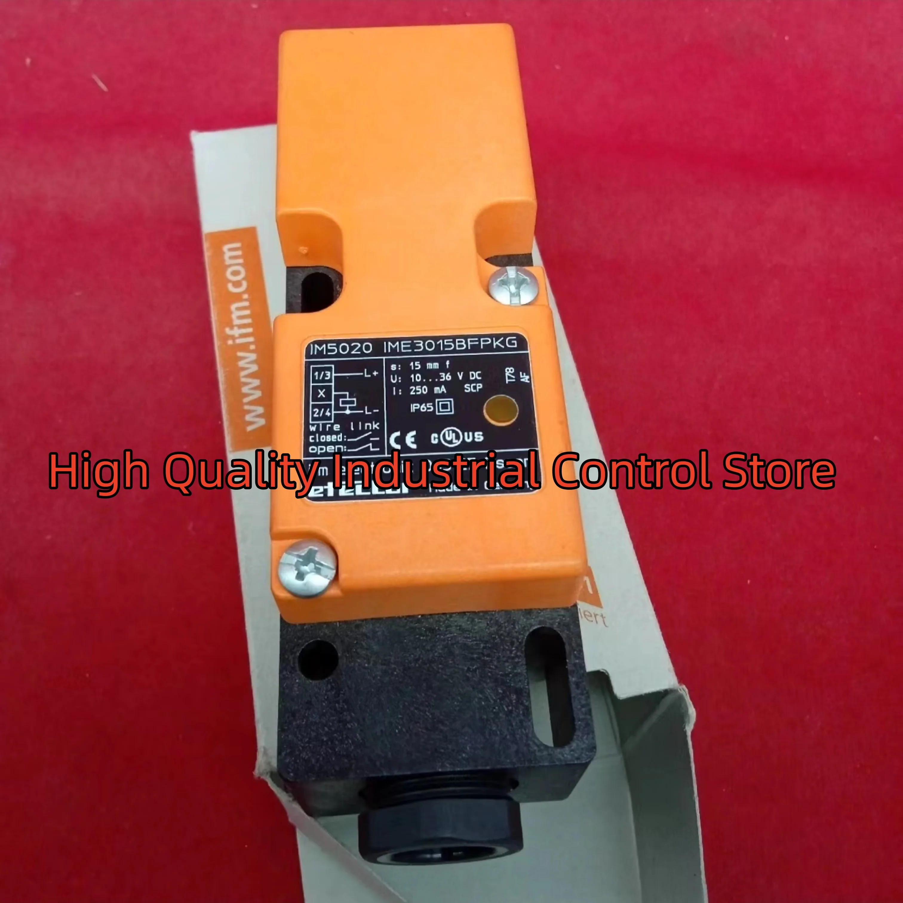 Picture 3: PI2796 IM5020 new in box  Proximity Switch