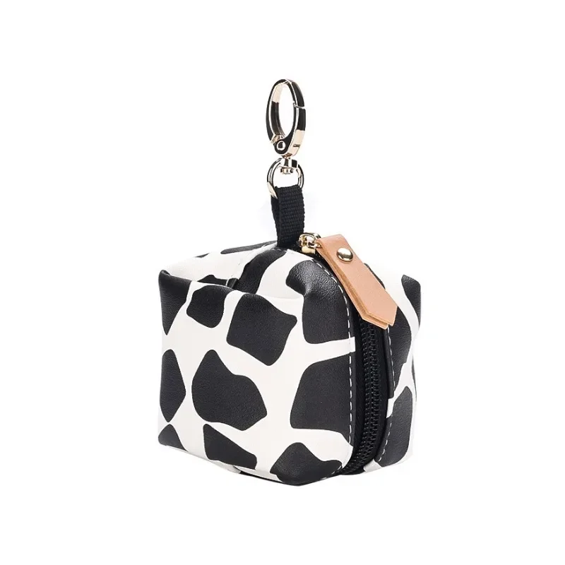 1 Pc Cute Fashion Pacifier Case for Mommy Creative Design European Nipple Storage Bag with Key Ring Portable Pacifier Clip Box