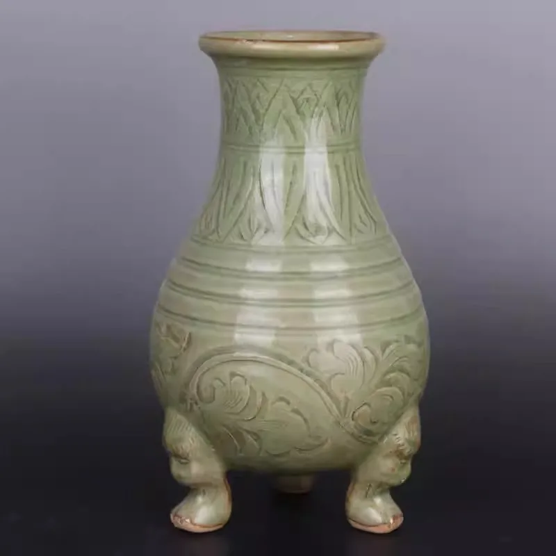 Chinese Porcelain Tripod Vase Song Yaozhou Kiln Carved Flower Design 8.11 inch