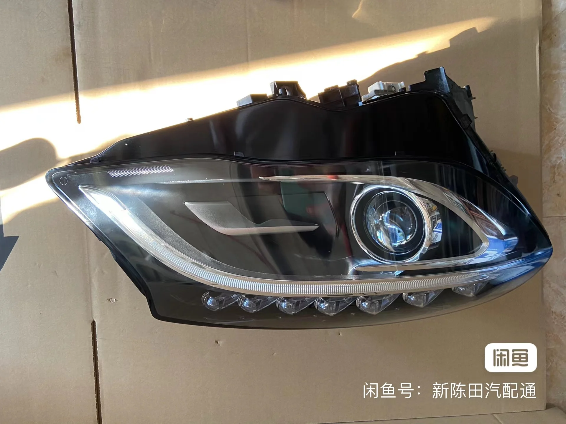 Suitable for Benz W156 Headlight  GLC GL200 Headlight assembly  Original headlight 16-19 Years