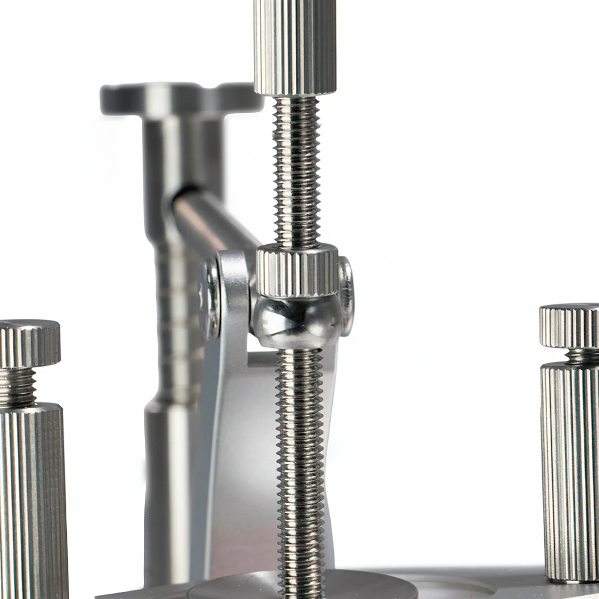 أداة فتح زجاج ساعة إصلاح صانع الساعات الجديدة لمرايا مسطحة ومحدبة مقاس 18-45 مم أداة فتح المرآة غير المميزة