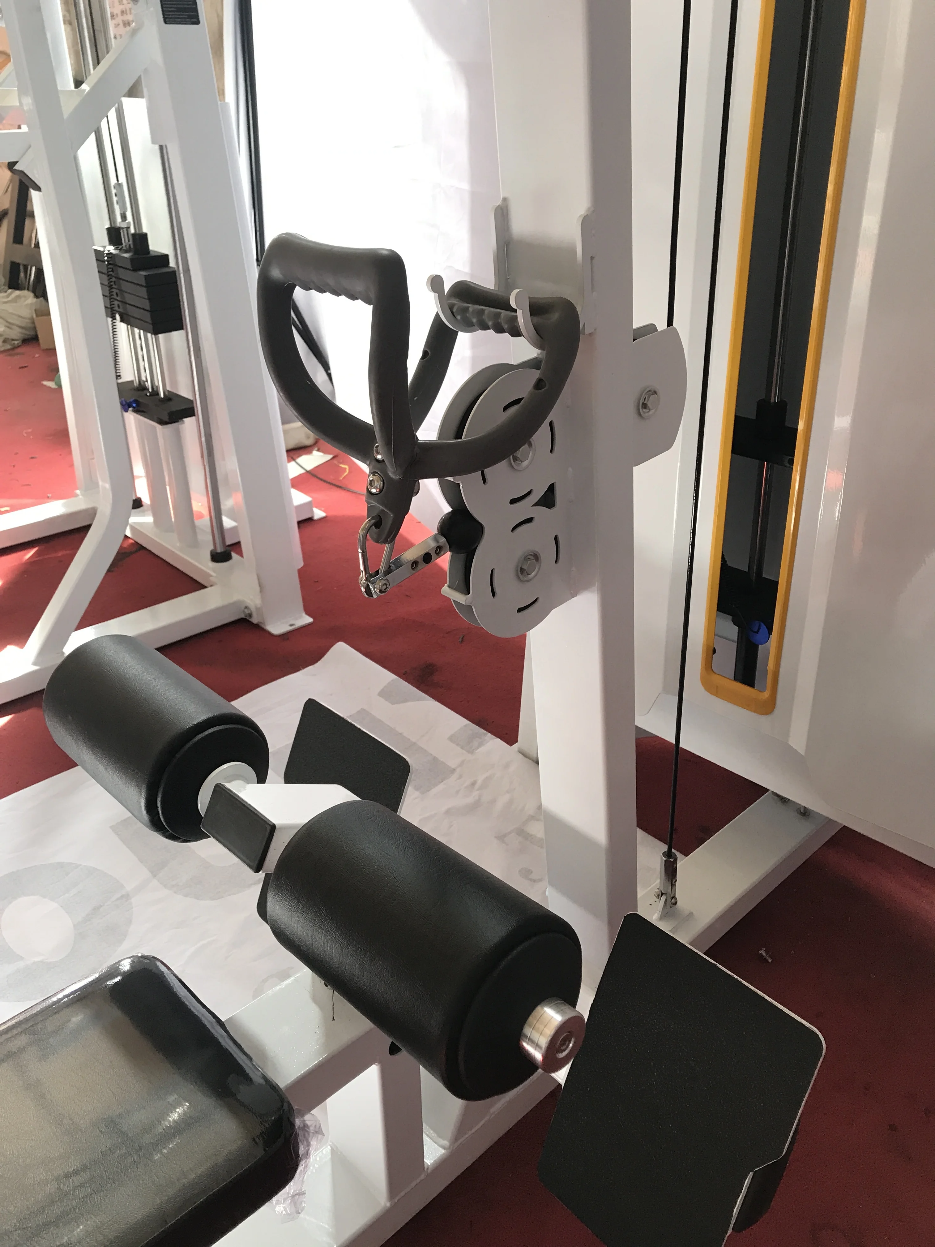 Good Quality Lat Pulldown Body Building Machine Exercise Trainer Fitness Gym Equipment