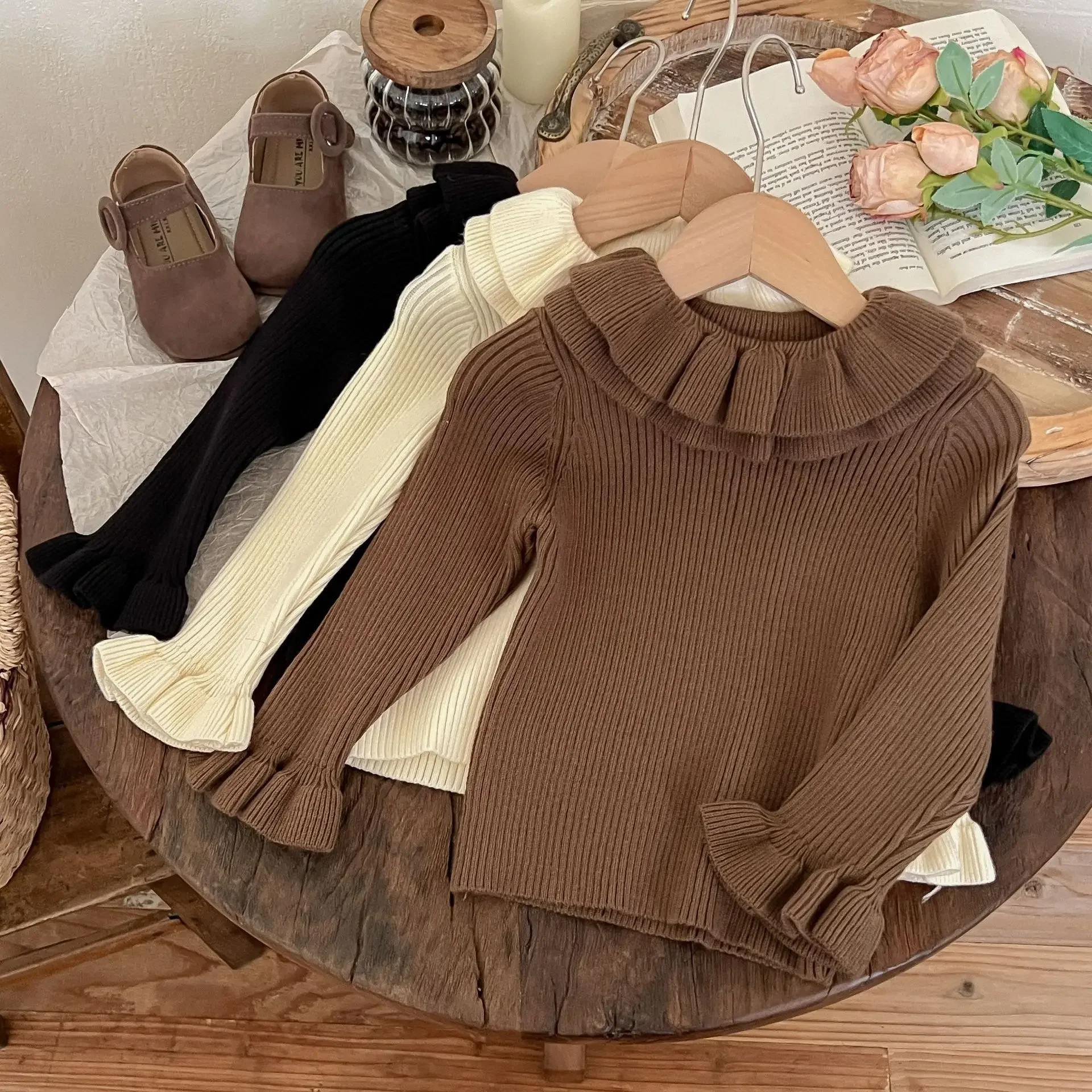 Mädchen Pullover Herbst und Winter neue doppels chichtige Rüschen Kragen unten Pullover Kind Spitze Kragen Pullover weibliche Schatz Kleidung