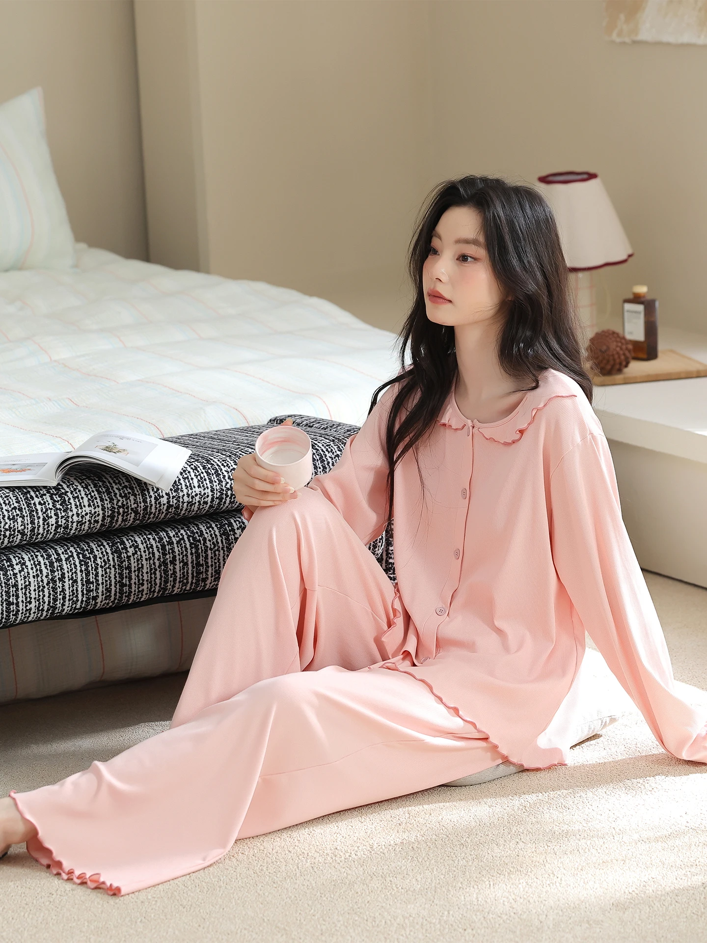 abbigliamento-da-notte-a-maniche-lunghe-da-donna-con-colletto-in-pizzo-rosa-modello-ampio-e-confortevole-stile-cardigan-ideale-per-la-casa-perfetto-per-la-primavera-e-l'autunno-nuova-collezione