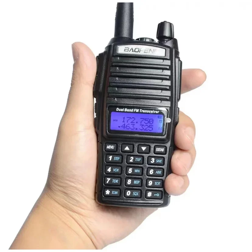 Radio Communicator Ht Walk Talk Baofeng Dual Band Uv-82